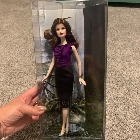 Twilight Barbies - Picture 14 of 14
